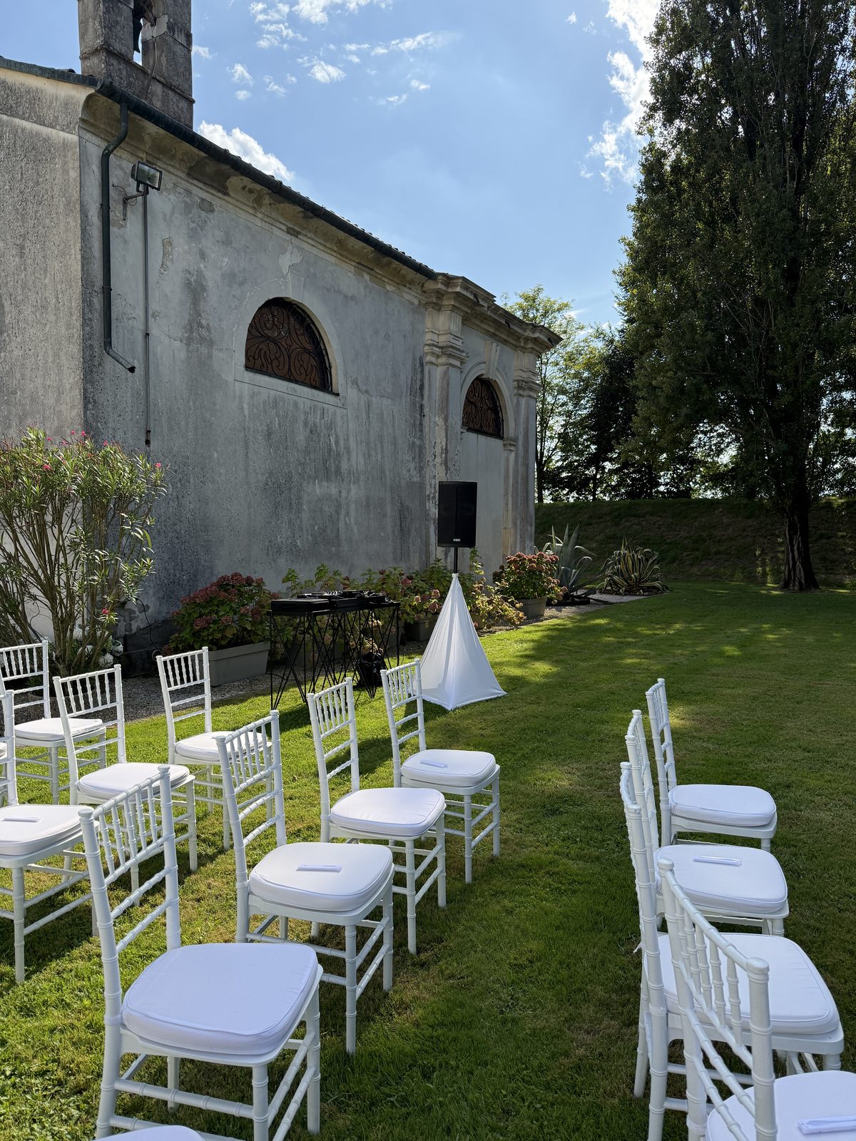 Allestimento audio per cerimonia all'aperto